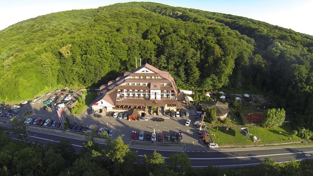 Hotel Fantanita Haiducului Bradu  Exteriér fotografie